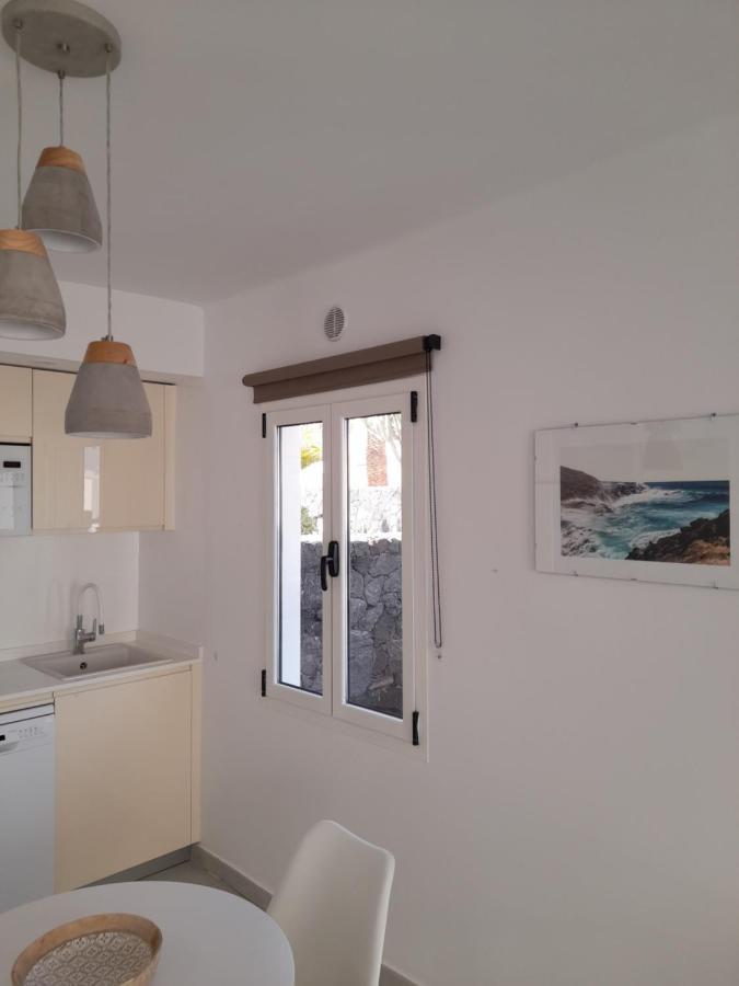 Bungalow Paseo Del Mar- Playa Roca Residence Sea Front Access - Free Ac - Wifi Costa Teguise Extérieur photo
