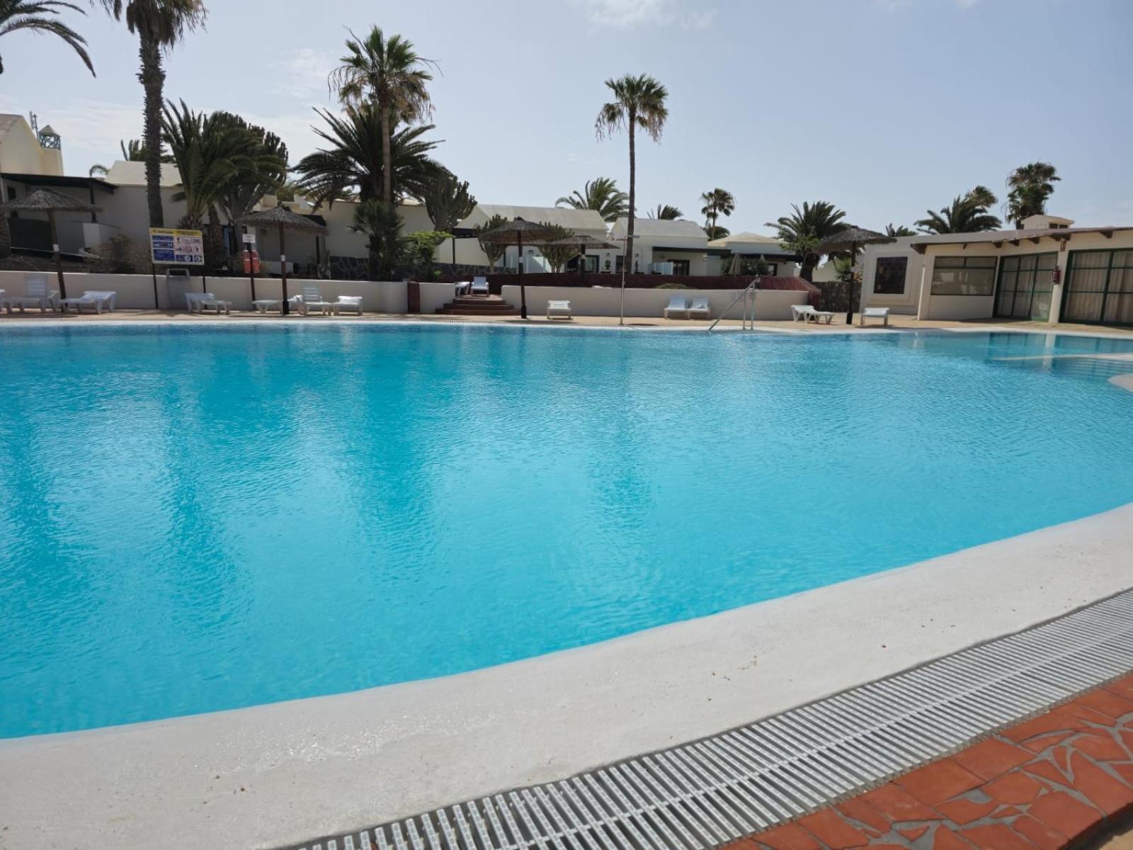 Bungalow Paseo Del Mar- Playa Roca Residence Sea Front Access - Free Ac - Wifi Costa Teguise Extérieur photo